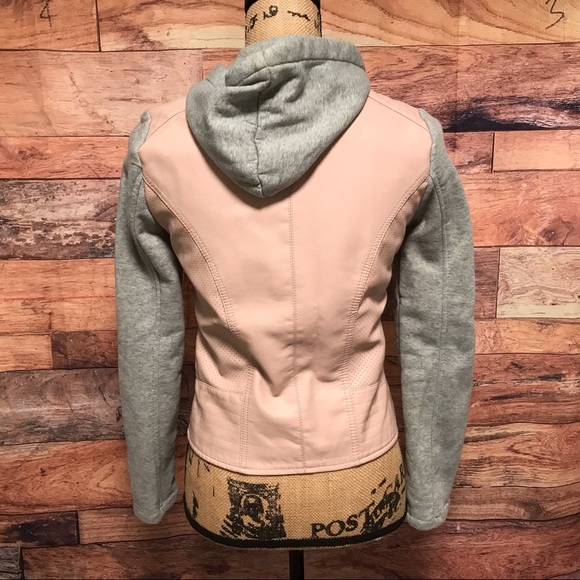 Charlotte Russe Jacket - Picture 6 of 12